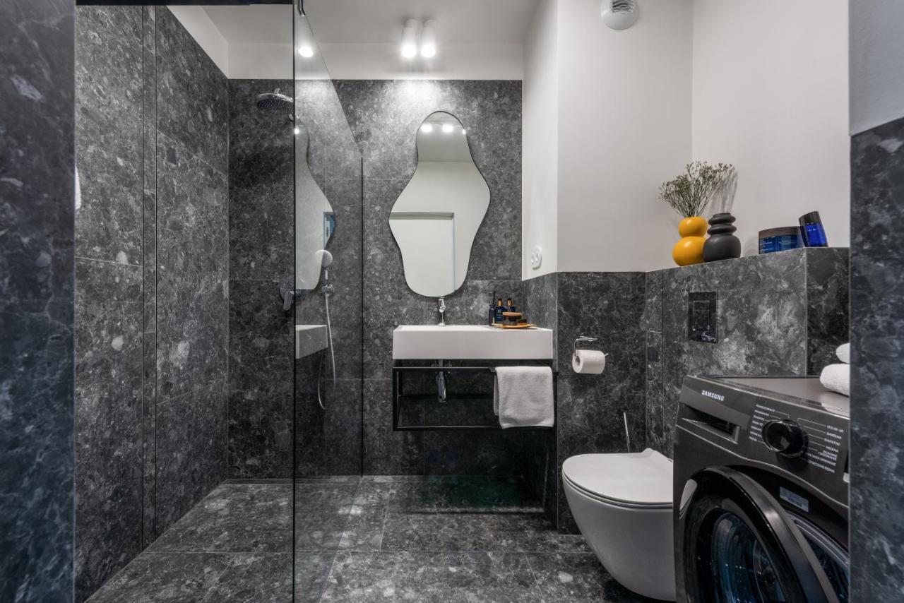 Apartamenty-Wroc Ksiecia Witolda By The River Wroclaw Bagian luar foto