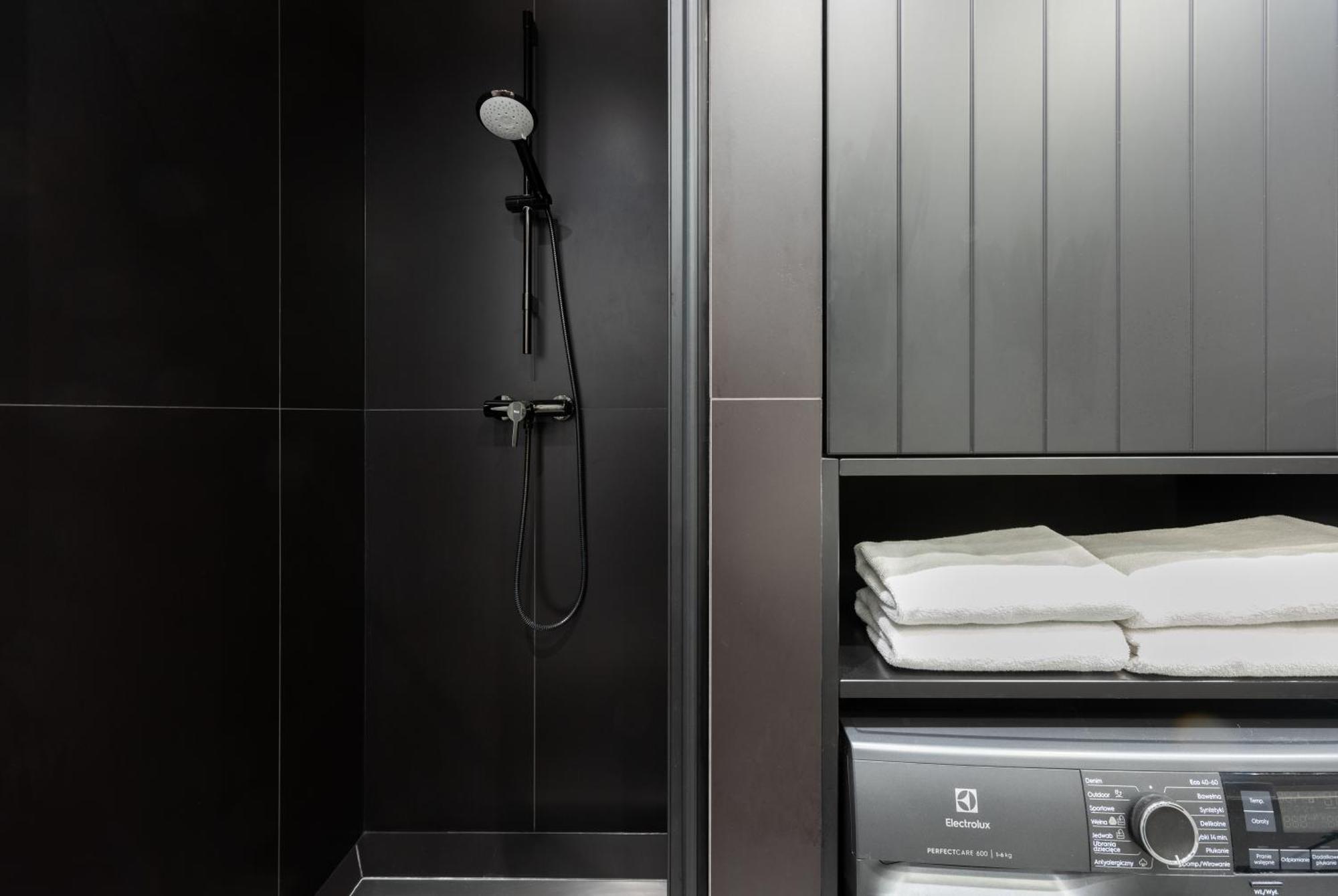 Apartamenty-Wroc Ksiecia Witolda By The River Wroclaw Bagian luar foto